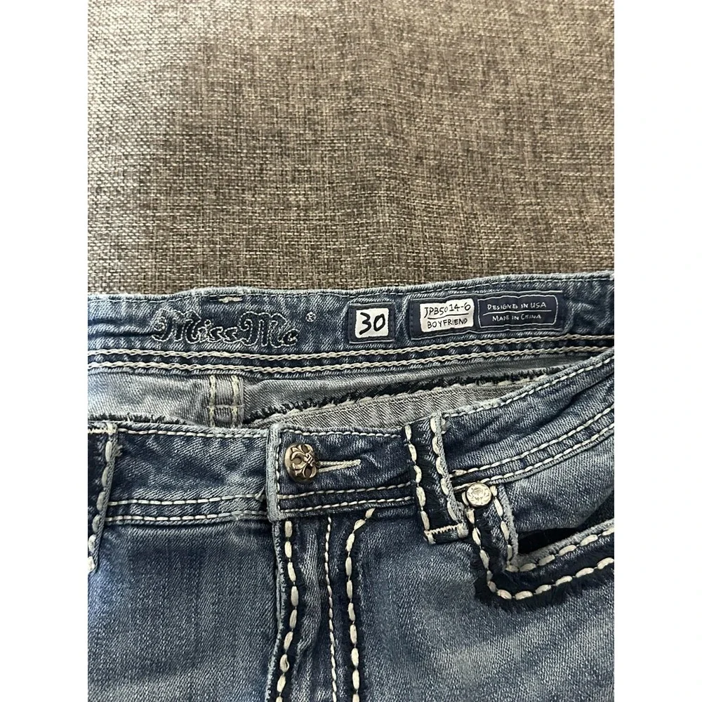 Miss Me Women's 30 Distressed Boyfriend‎ Jeans